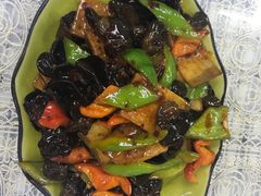 回锅肉-六和孝顺素食餐厅(西湖道店)
