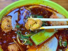 -不起眼麻辣烫凉皮店