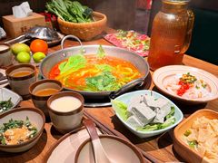 -老凯俚酸汤鱼(鸿通城店)