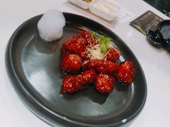 红酒泡沫牛仔粒-荟廷·晶萃(陆家嘴尚悦湾店)