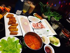 -唯爱KTV聚会餐厅(仙林东城汇店)