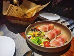 意大利风干火腿配蜜瓜-秀·爱尔兰餐吧(上海路店)