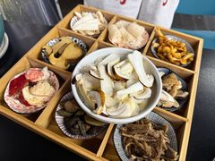-野菌皇海景野生菌火锅(滨海大道店)