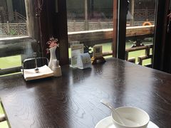 靠窗位-通安客栈中餐厅·何家小馆