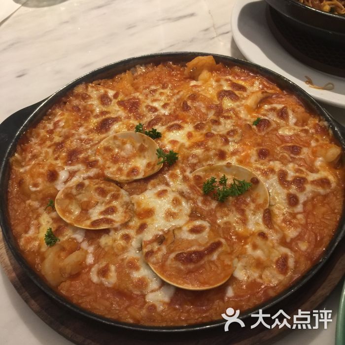 茄汁芝士海鲜焗饭