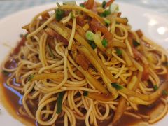 -捌贰虾蟹·江湖菜馆(江汉路店)