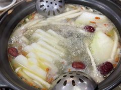 -濠轩阁特色生蚝火锅(水湾路店)