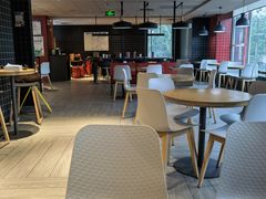 大堂-肯德基(学院路店)