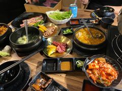 -山居屋炭火烧肉(厚街万达店)