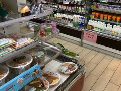 -全家便利店(沪太路三店)