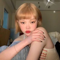 -AYO SALON