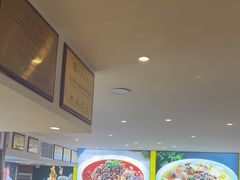 -川流不息·地道川菜·小龙虾(松东路店)