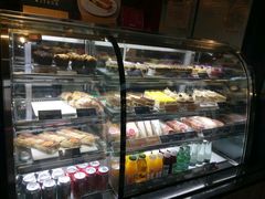 面包甜点陈列柜-COSTA COFFEE(上海虹口公园店)