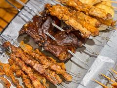 -卞二小串·鹤岗烧烤·坑烤(永定路店)