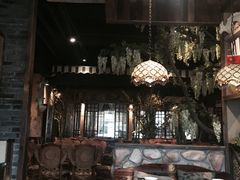 -春天里·老街坊餐厅(港隆广场店)