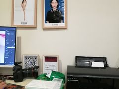 -花儿照相馆·最美证件照(红旗街万达店)
