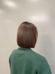 -妃格美发沙龙·烫发·染发