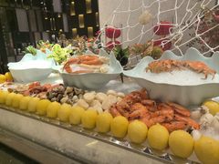 -广州万富希尔顿酒店-感趣自助餐厅·生蚝海鲜刺身