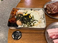 回忆盒饭-姜虎东白丁韩国烤肉(吉利大厦店)