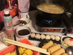 -鲜入围煮花胶鸡海鲜火锅