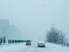 -秦皇古道滑雪场