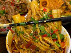 -牛市坎火锅(建设路店)