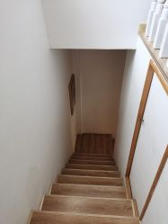 -依灵瑜伽普拉提连锁