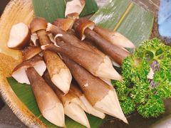 云南鲜小鸡枞菌-一哥澳门豆捞·澳门风打边炉(高德置地店)