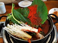 -喇喇排骨火锅·传统韩式脊骨汤(望京西园总店)