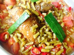 酸焖禾花鱼-桂林肥仔·中华餐饮名店(园湖店)