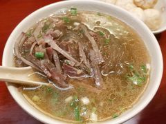 -佬钱湾仔(衣裳街店)