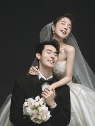 -第一夫人婚纱摄影(南京店)