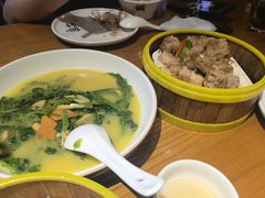 -如轩·海鲜砂锅粥·潮汕菜(沿江东路店)