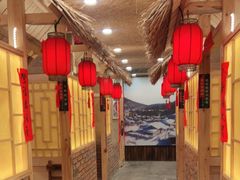 大堂-果松木炭酸菜铜火锅·外婆参鸡汤