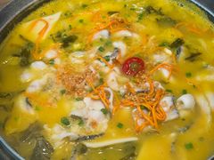 -山城外·非遗酸菜鱼(蜀都万达店)
