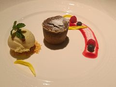 -Mogul Eatery·大亨餐酒馆