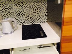 -上海品尊辉盛名致精品酒店公寓
