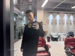 -老男孩男士理容馆·理发·烫染·修面