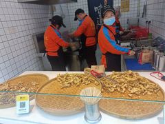 -明瓦廊美食街