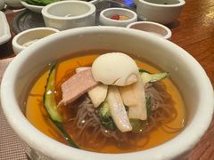 -萨拉伯尔(燕莎友谊商城店)