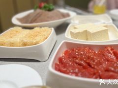 -海底捞火锅(曹安公路店)