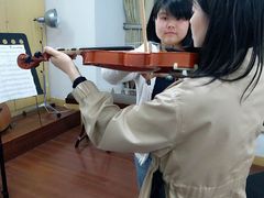 -缪斯琴行英皇小提琴.钢琴.吉他(张江店)