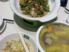 -绿草地·湘菜(7mall店)