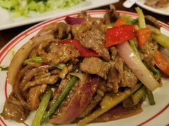黄芥牛肉-乾坤饭店