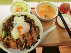 -熊吞·大碗丼烧肉饭(济宁万达广场店)