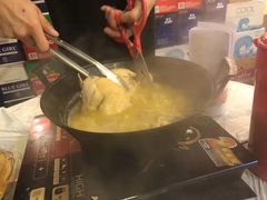 -鲜入围煮花胶鸡海鲜火锅