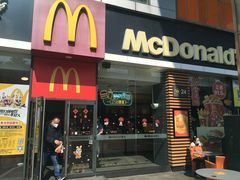 -麦当劳(中二横路店)