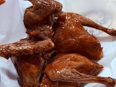 驰名妙龄乳鸽-水牛奶皇后糖水铺(深圳总店)