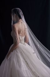 -LOVINA洛维娜婚纱礼服
