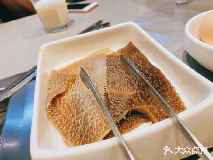 海底捞火锅(华山路店)捞派毛肚图片